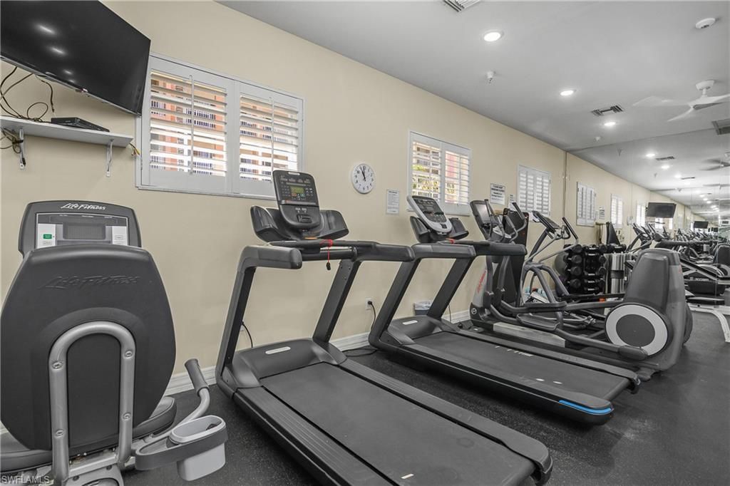451 Bayfront Pl, Unit 5201, Naples, FL 34102 Photo