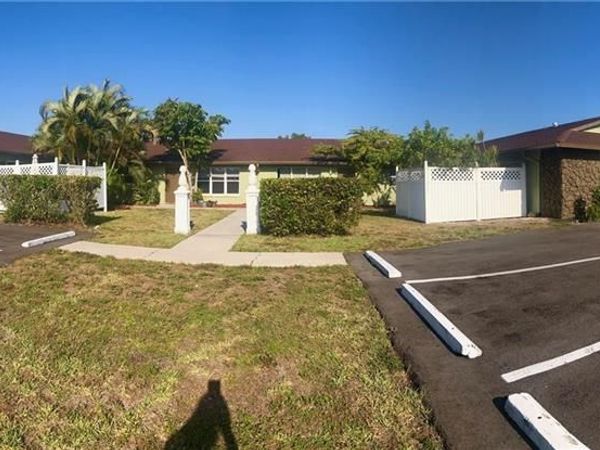 32 NE 16th PL , CAPE CORAL, FL 33909