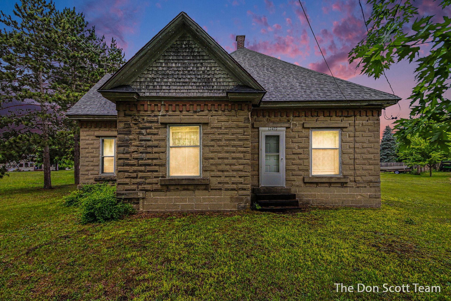 12402 Crockery Creek Drive, Ravenna, MI 49451 Main Photo