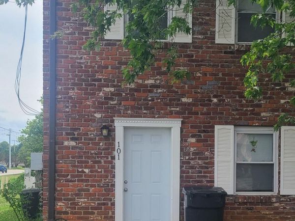 101 Stone Tree Drive, Maryville, TN 37801