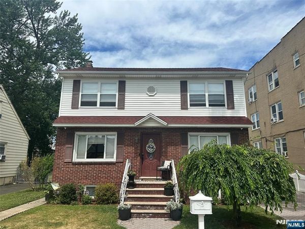 65 BEECH Street, NORTH ARLINGTON, NJ 07031