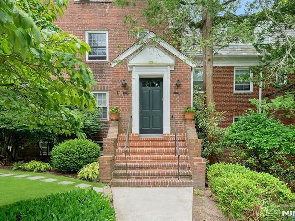 185 E Palisade Avenue D11B, Unit D11B, ENGLEWOOD, NJ 07631