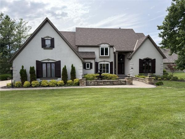 5502 Spinnaker Pointe N/A, Parkville, MO 64152