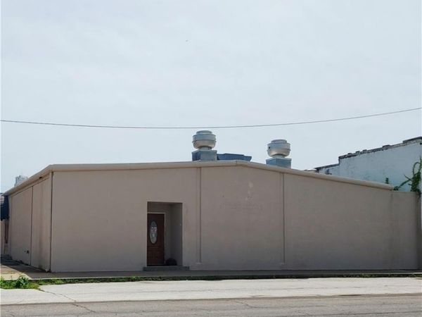 218 S Summit Street, Girard, KS 66743