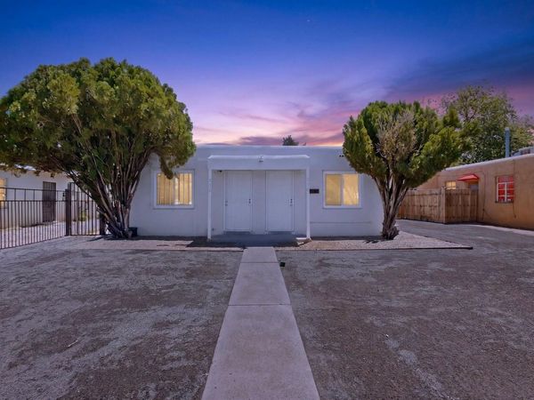 516 Alvarado Drive SE, Albuquerque, NM 87108