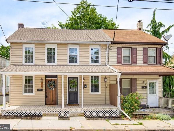 16 N LOCUST STREET , LITITZ, PA 17543