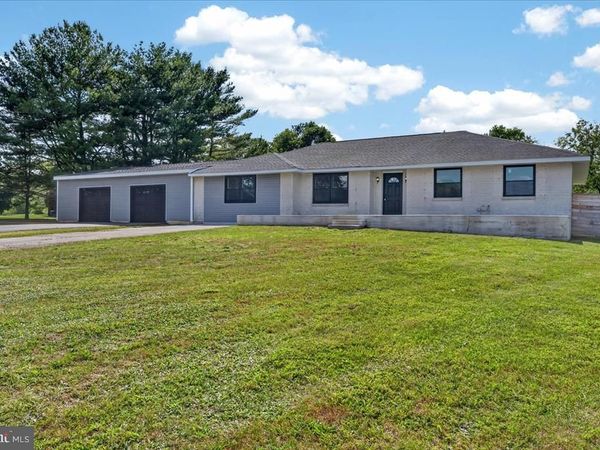 2 GAYNOR COURT, BEAR, DE 19701