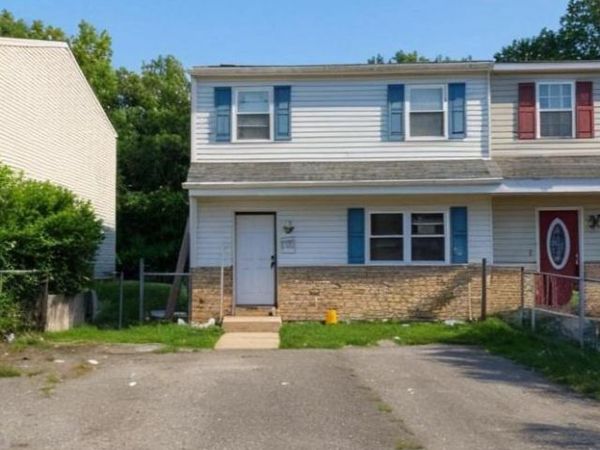 335 KEMPER DRIVE, NEWARK, DE 19702