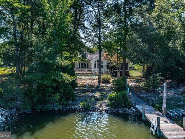 75 LAGRANGE AVENUE, KILMARNOCK, VA 22482