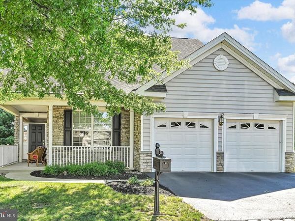 1546 EMERSON DRIVE, MOUNT JOY, PA 17552
