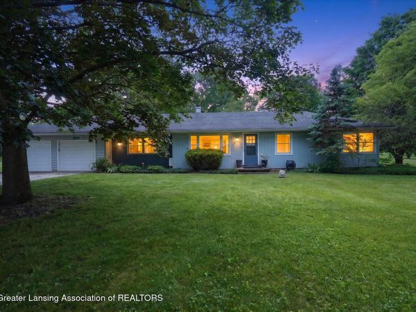 12419 E Greenfield Road, Lansing, MI 48917