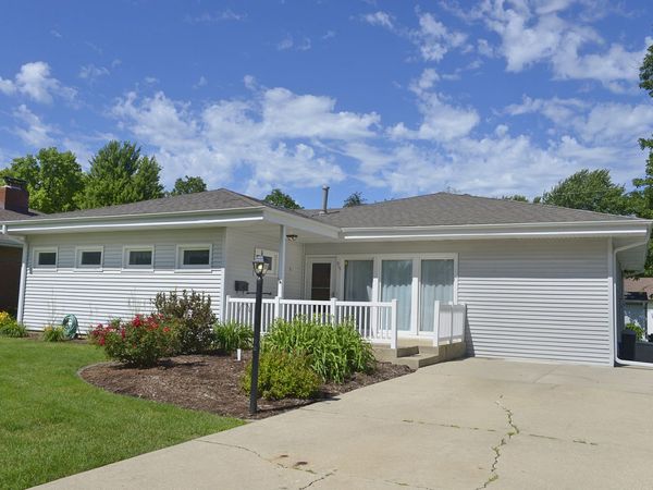 915 Adams Street , Ottawa, IL 61350