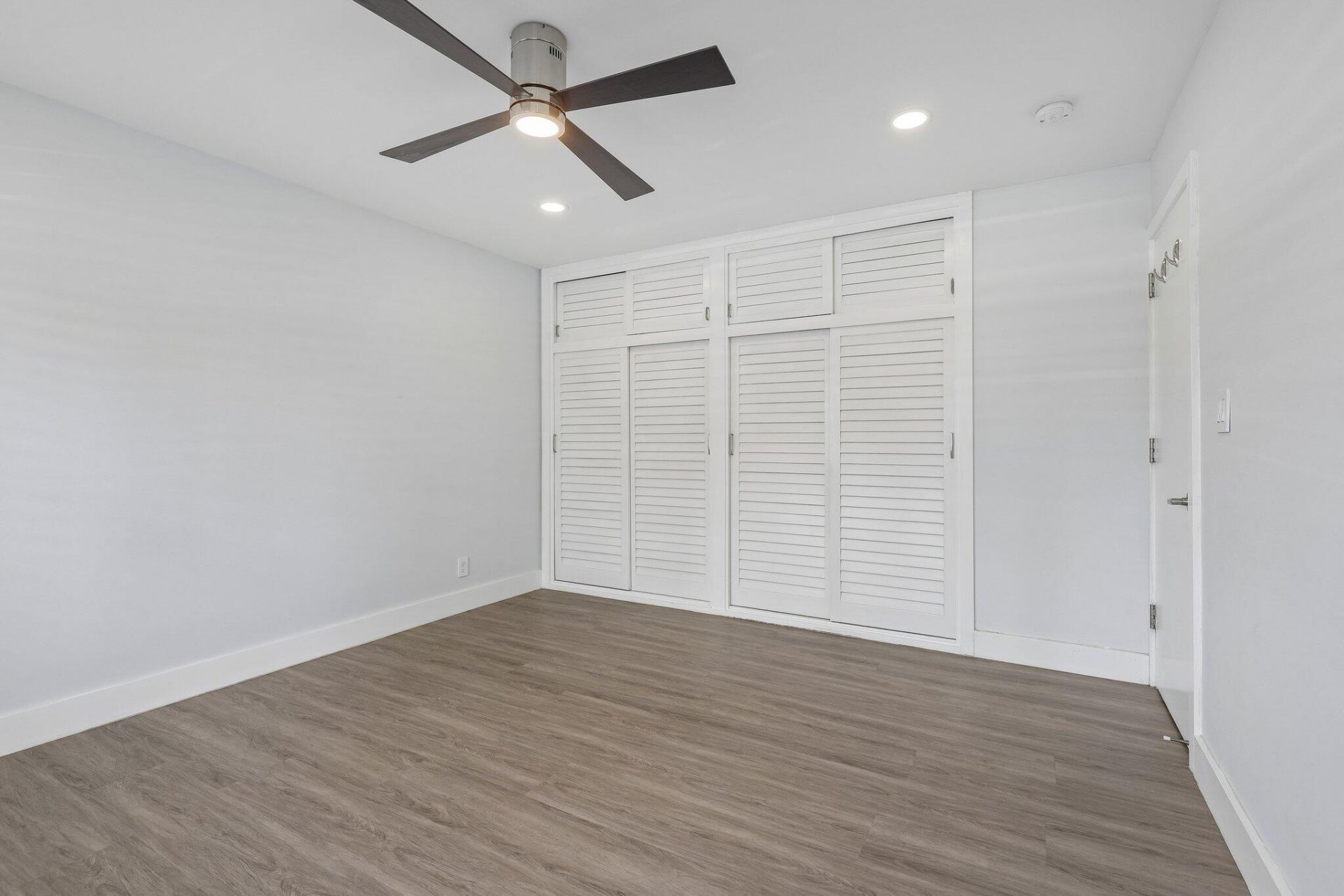 1850 S Ocean Drive, Unit 111, Fort Lauderdale, FL 33316 Photo
