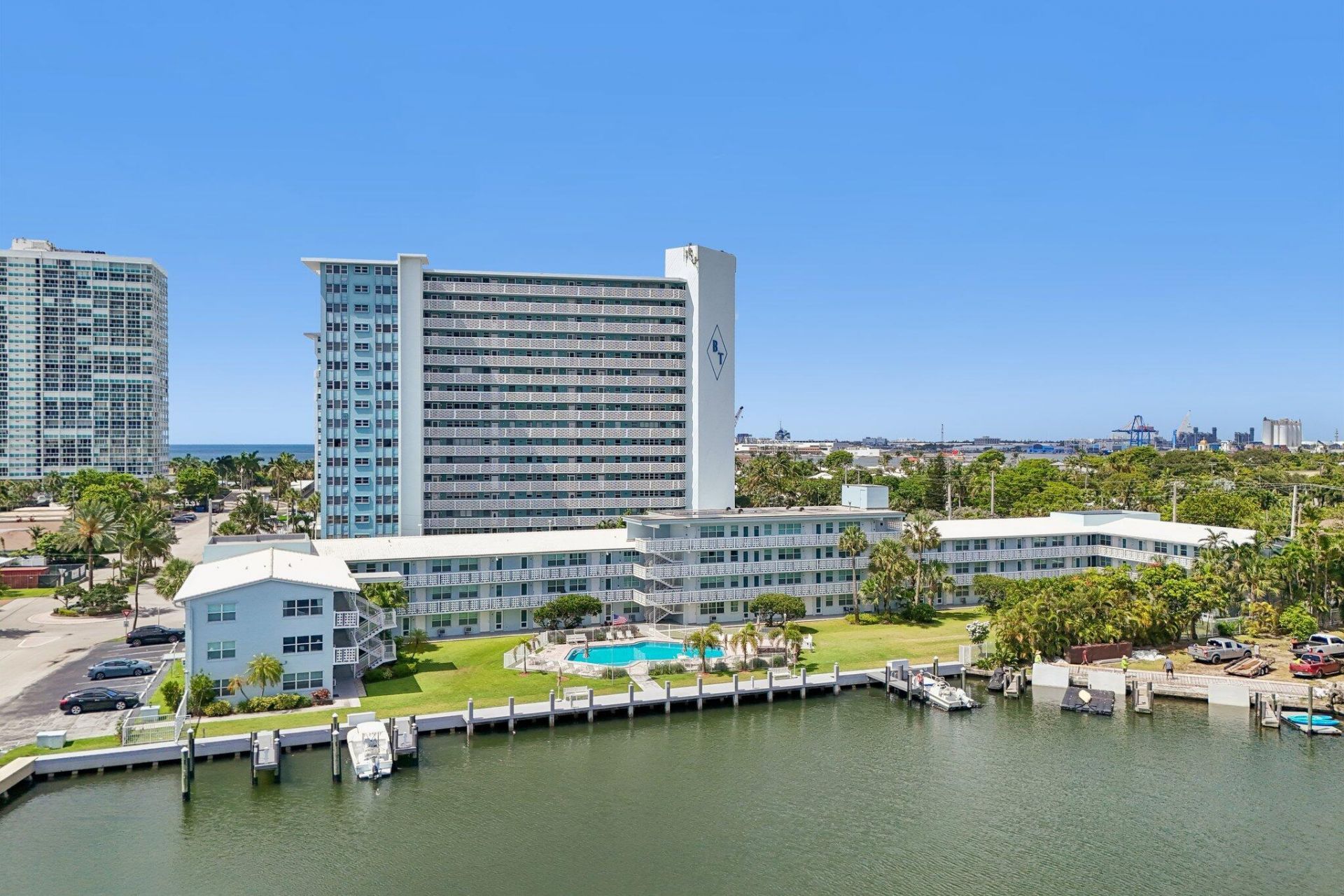 1850 S Ocean Drive, Unit 111, Fort Lauderdale, FL 33316 Photo