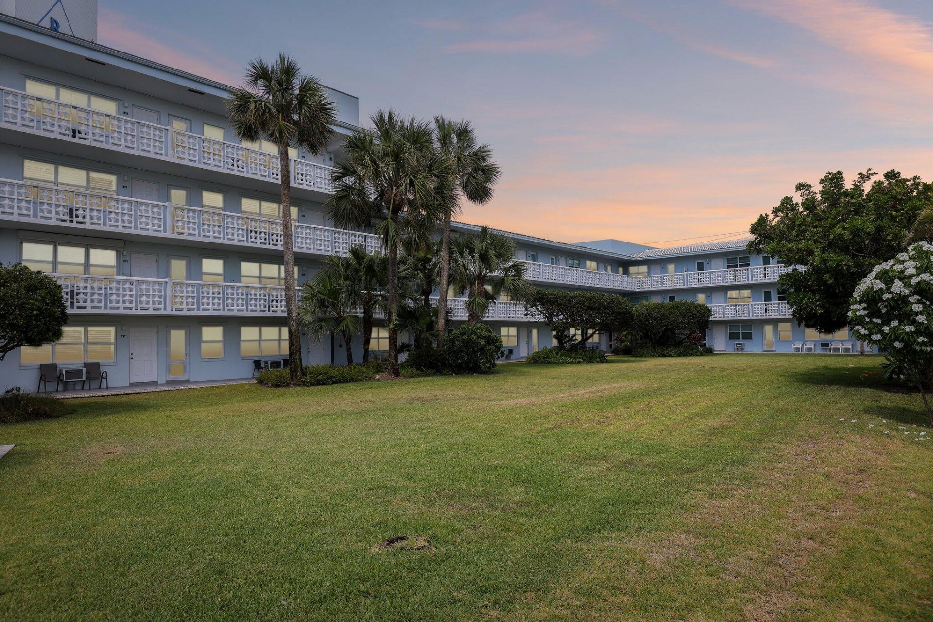1850 S Ocean Drive, Unit 111, Fort Lauderdale, FL 33316 Photo