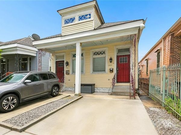 2418 VALENCE Street, New Orleans, LA 70115