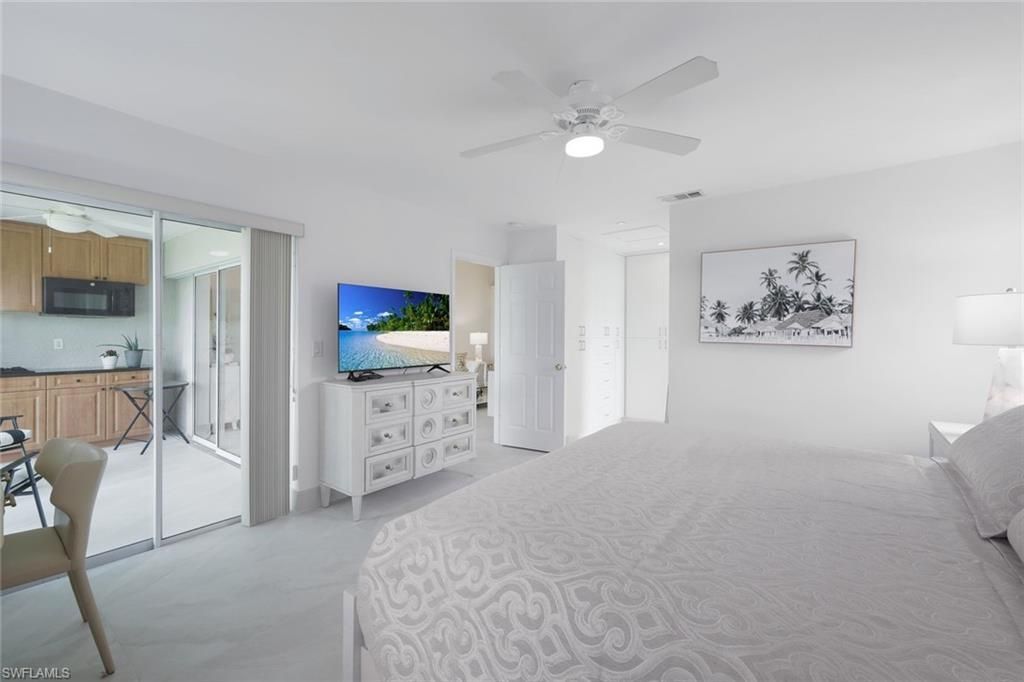 881 Gulf Pavilion Dr , Unit 201, Naples, FL 34108 Photo