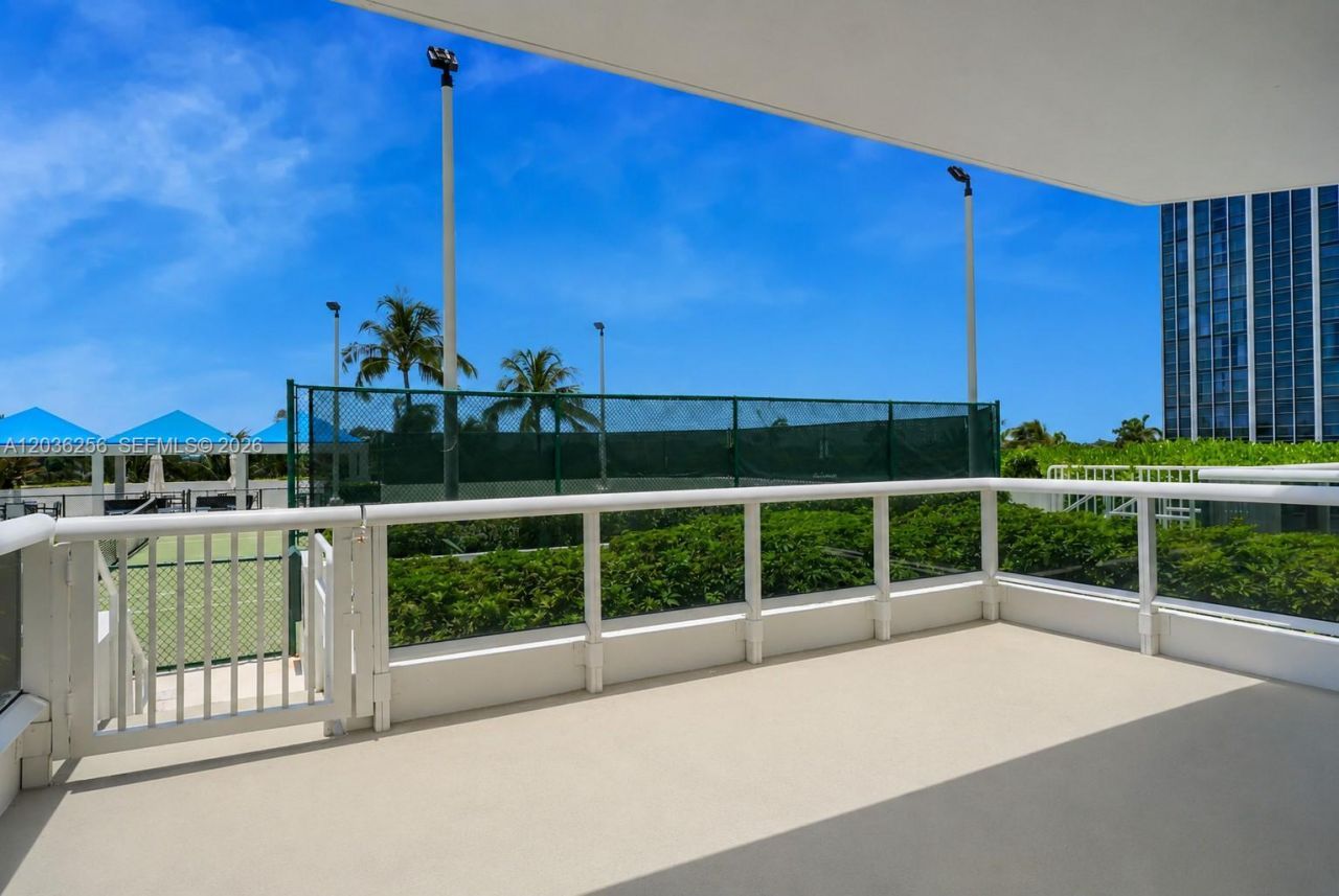 4779 Collins Ave , Unit 506, Miami Beach, FL 33140 Photo