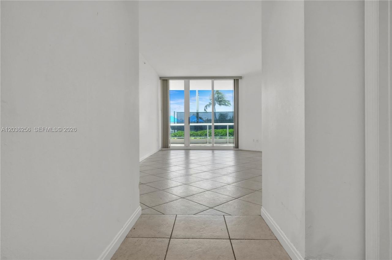 4779 Collins Ave , Unit 506, Miami Beach, FL 33140 Photo
