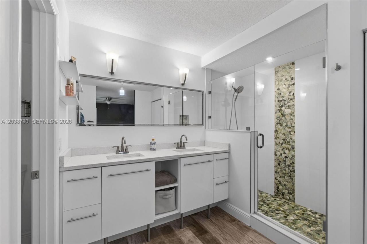 114 1st Ln , Palm Beach Gardens, FL 33418 Photo