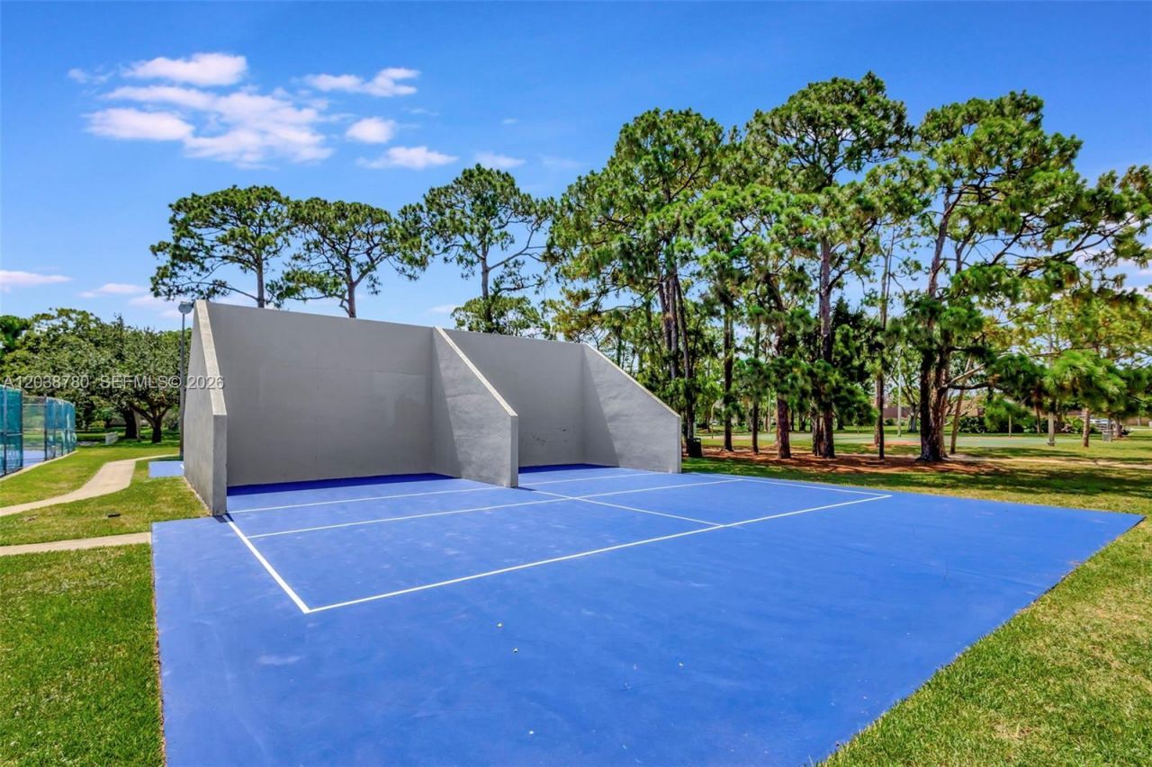 114 1st Ln , Palm Beach Gardens, FL 33418 Photo