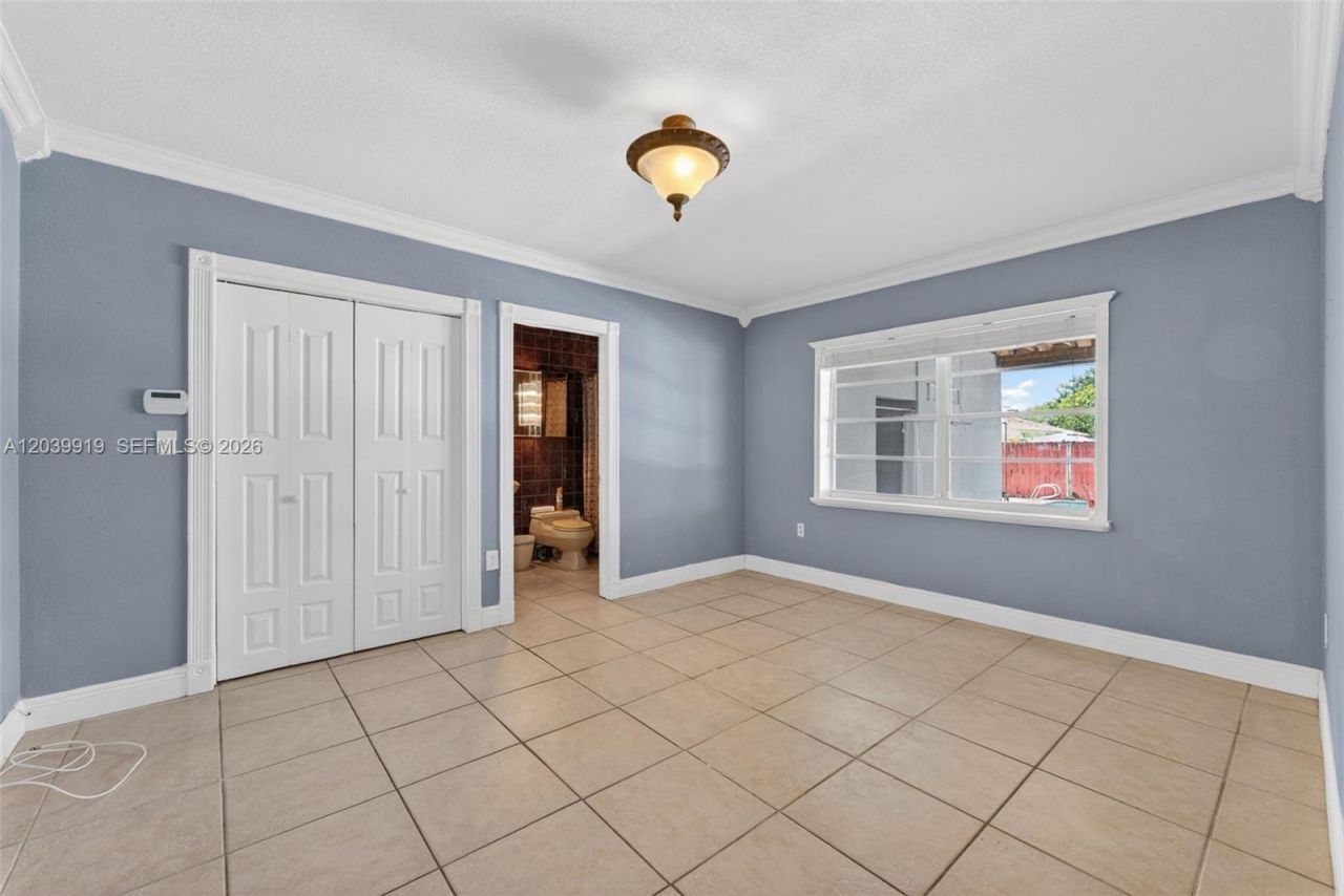 920 NW 35th Ave, Miami, FL 33125 Photo