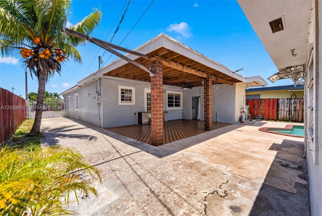 920 NW 35th Ave, Miami, FL 33125 Photo
