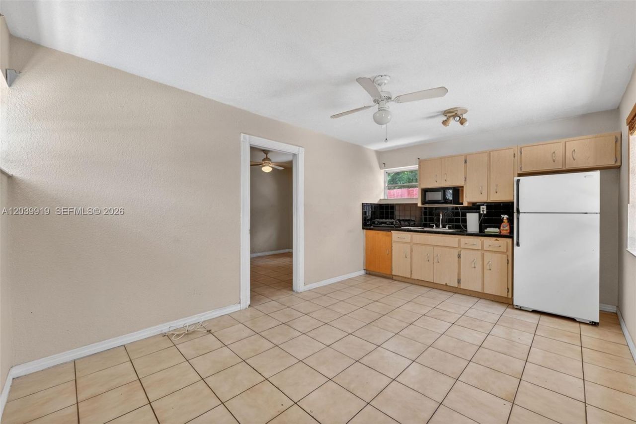 920 NW 35th Ave, Miami, FL 33125 Photo