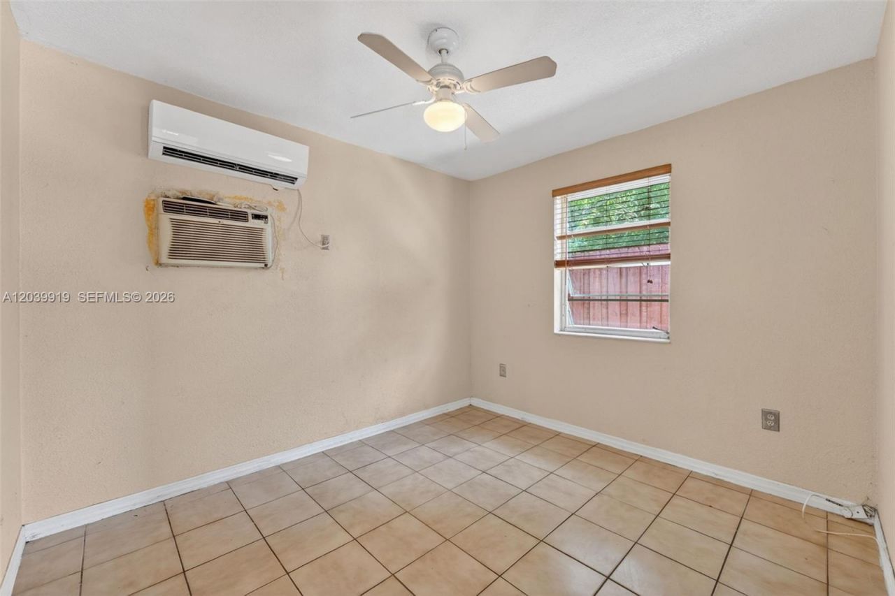 920 NW 35th Ave, Miami, FL 33125 Photo