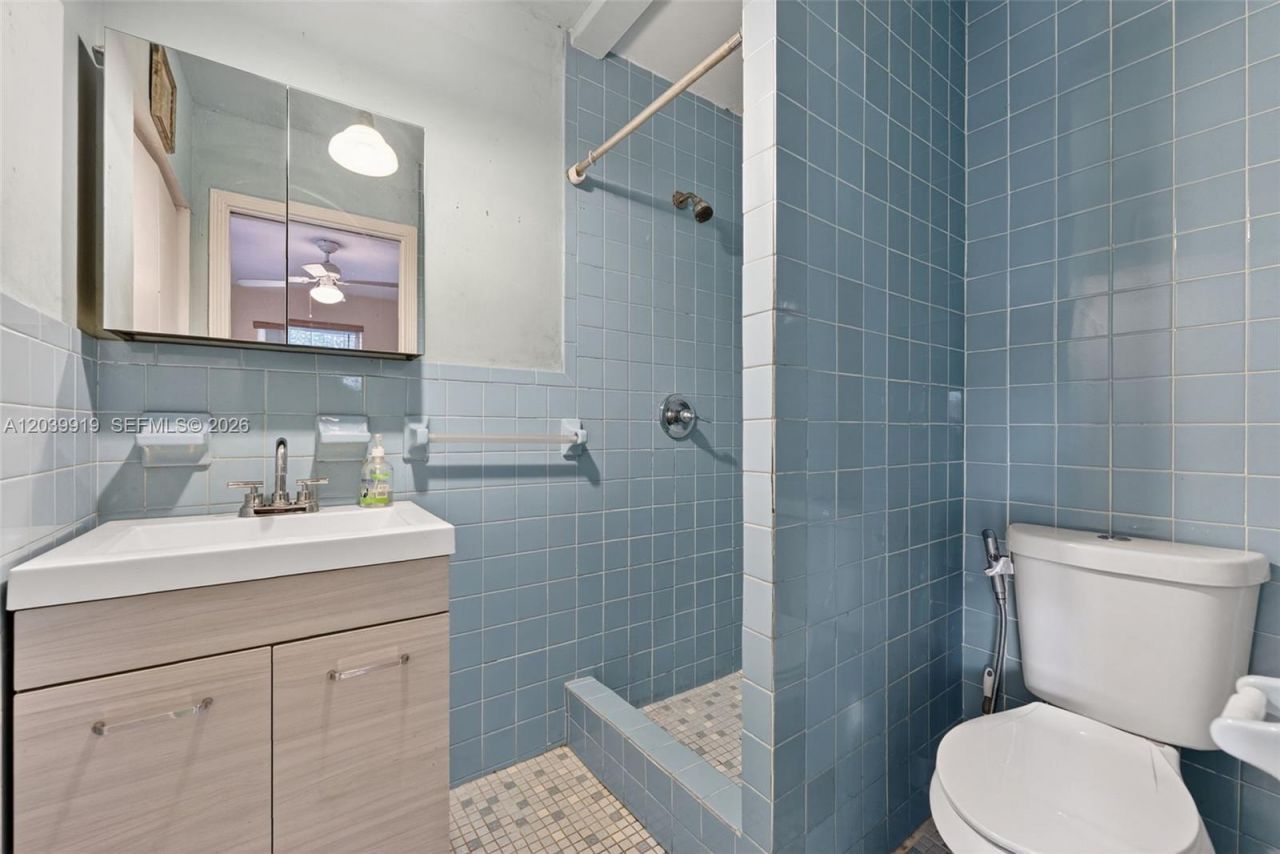 920 NW 35th Ave, Miami, FL 33125 Photo
