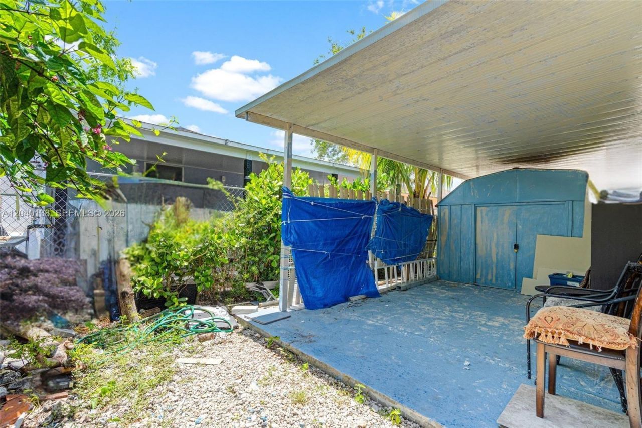 12243 SW 201st Ter, Miami, FL 33177 Photo