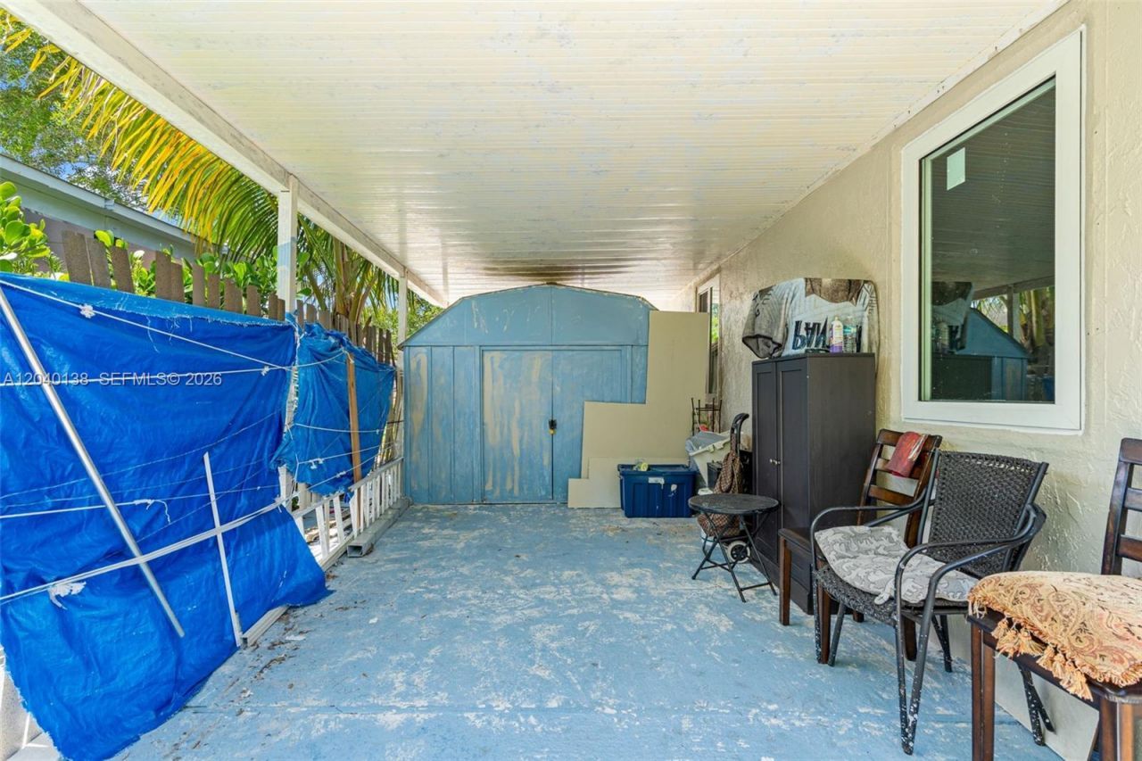 12243 SW 201st Ter, Miami, FL 33177 Photo