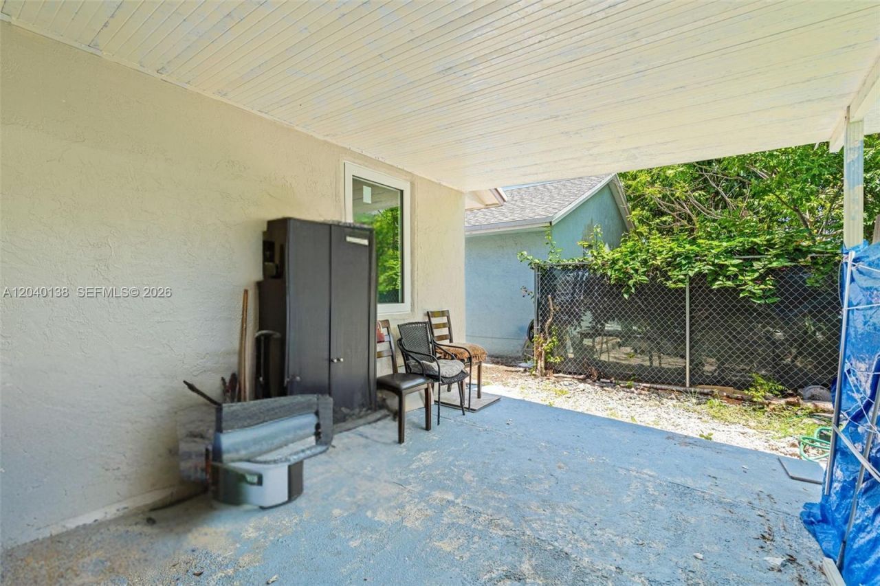 12243 SW 201st Ter, Miami, FL 33177 Photo