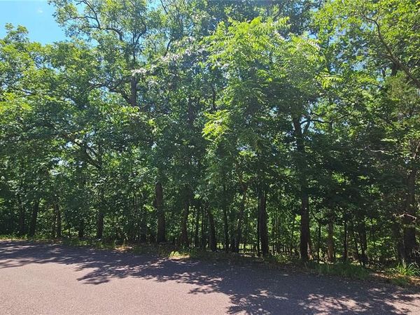 731 Hearthstone Drive , Lake Sherwood, MO 63357