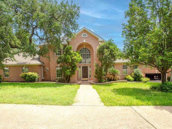 10609 Skyflower DR , Austin, TX 78759
