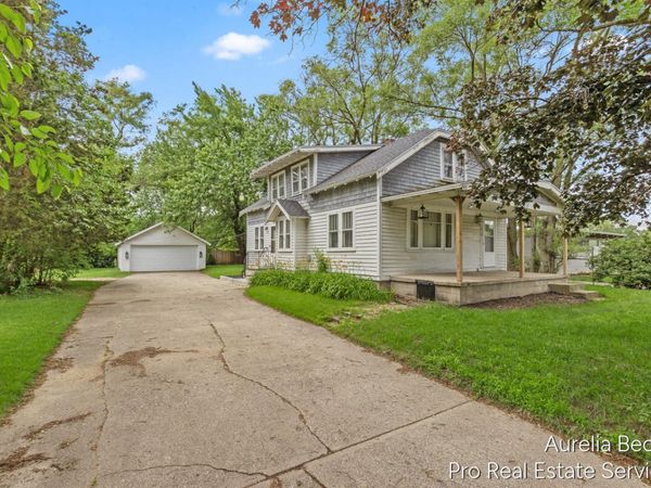 210 44th Street SE, Grand Rapids, MI 49548