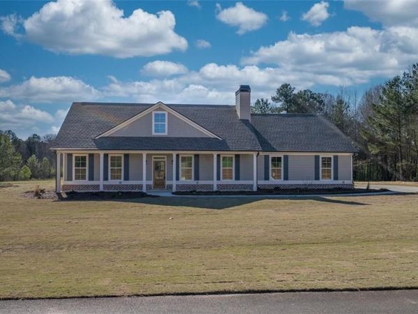 218 Woodfin Way , Social Circle, GA 30025