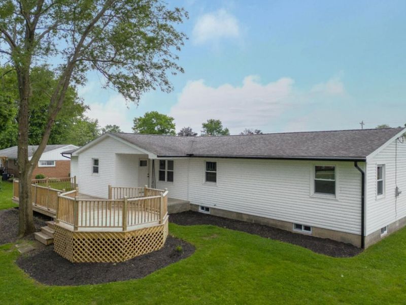 1 Freeway Avenue, Fredericktown, OH 43019 Photo 21