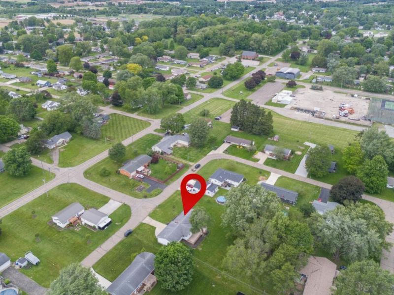 1 Freeway Avenue, Fredericktown, OH 43019 Photo 3
