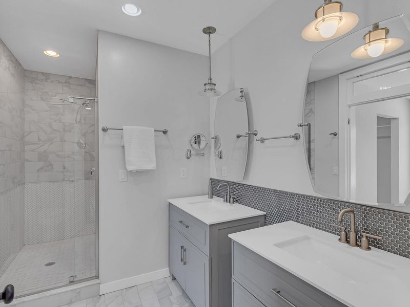 146 E Mithoff Street, Columbus, OH 43206 Photo 38