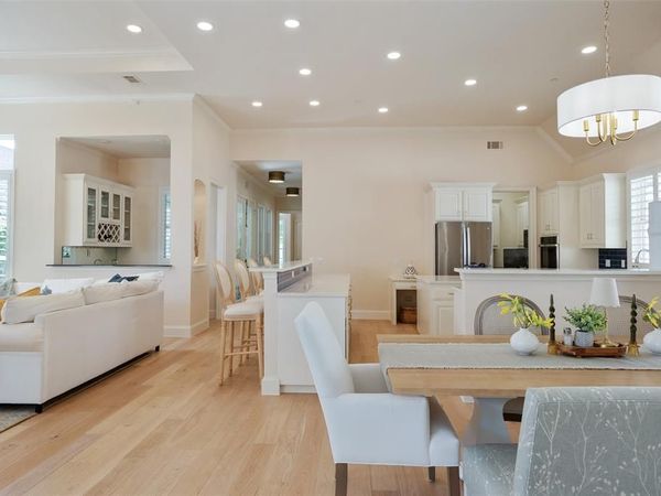 14725 Celestial Place, Addison, TX 75254