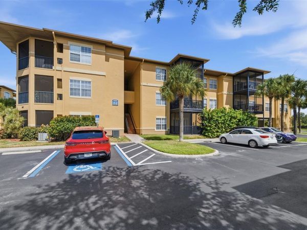 4323 BAYSIDE VILLAGE DRIVE, Unit 325, TAMPA, FL 33615