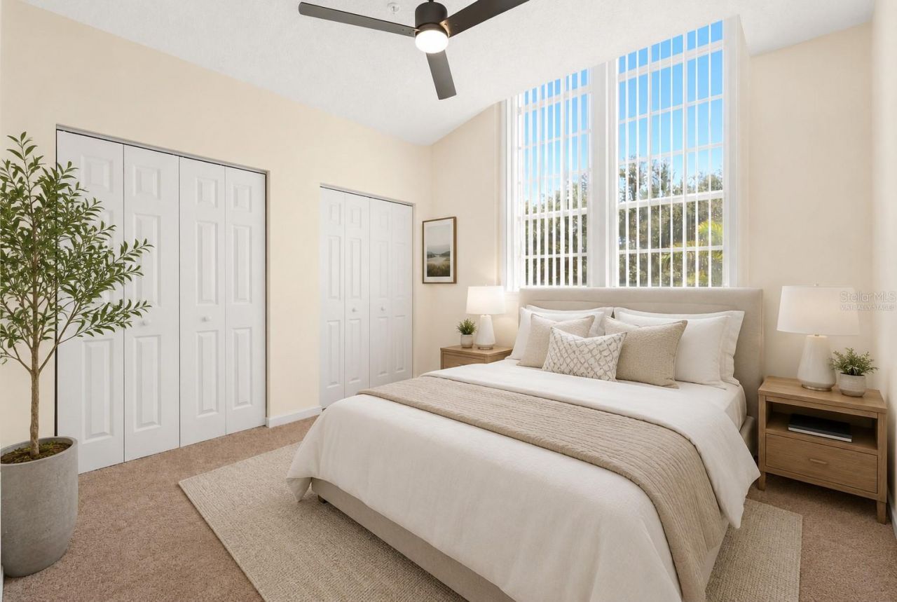 701 Mirror Lake Drive N, Unit 202, Saint Petersburg, FL 33701 Photo