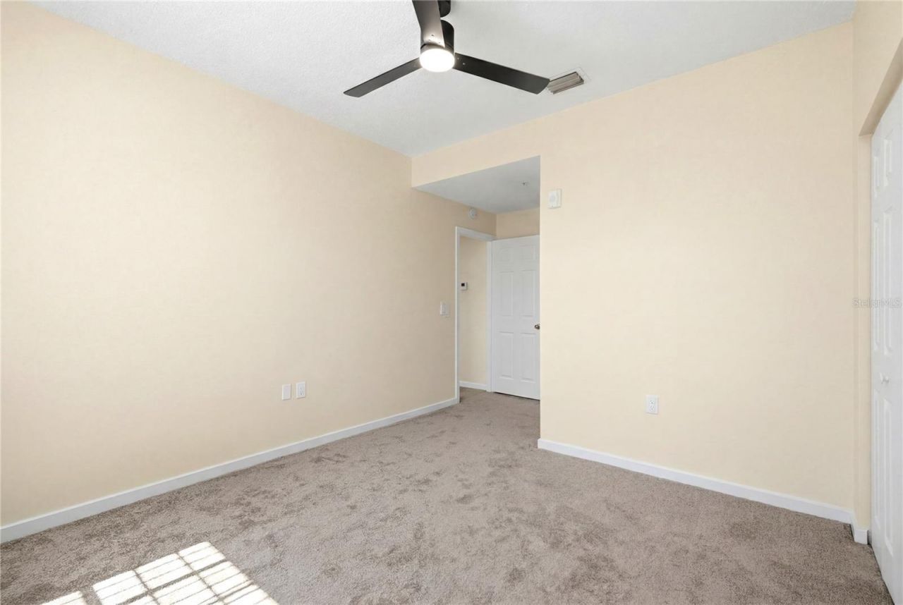 701 Mirror Lake Drive N, Unit 202, Saint Petersburg, FL 33701 Photo