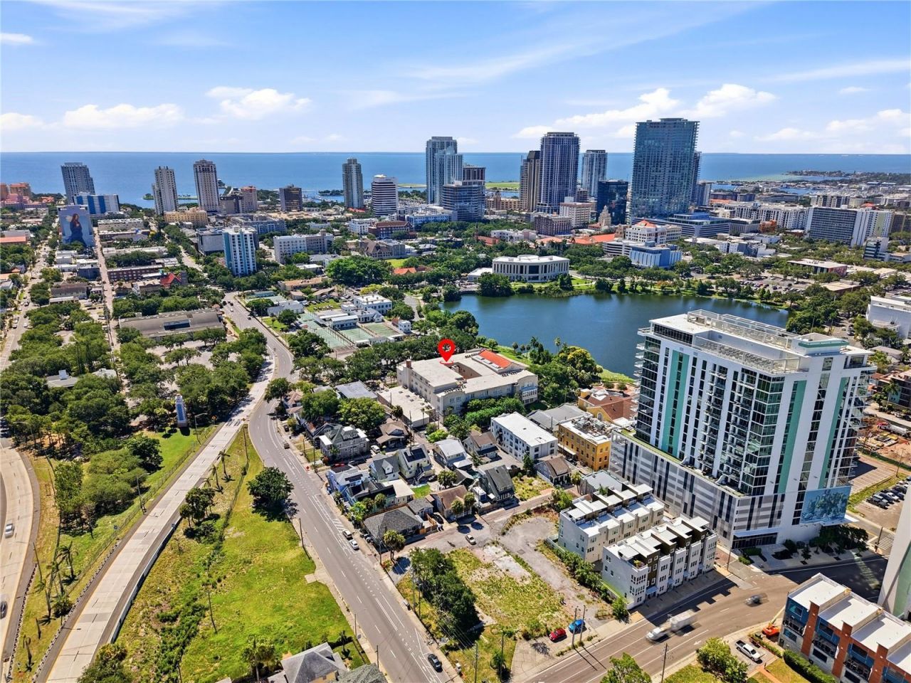701 Mirror Lake Drive N, Unit 202, Saint Petersburg, FL 33701 Photo