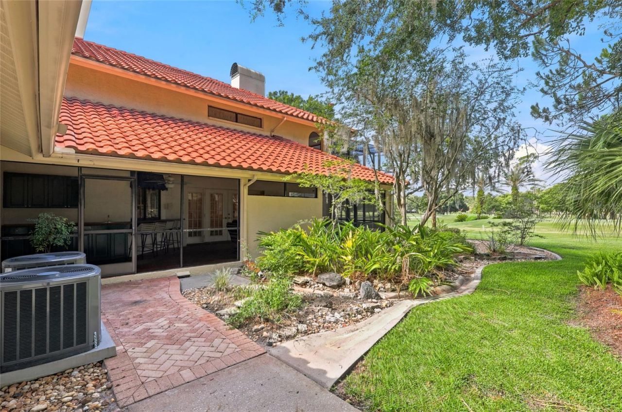 5359 Saddlebrook Way, Wesley Chapel, FL 33543 Photo