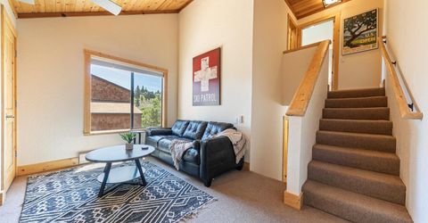 11565 Snowpeak Way, Truckee, CA 96161 Photo
