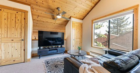 11565 Snowpeak Way, Truckee, CA 96161 Photo