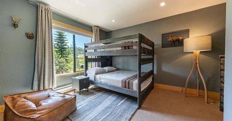 11565 Snowpeak Way, Truckee, CA 96161 Photo