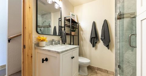 11565 Snowpeak Way, Truckee, CA 96161 Photo